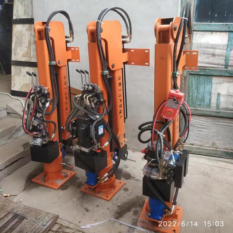 九龙坡区重汽蓝牌随车吊 3.2吨 国六动力强 液压驱动 农用自卸起重机